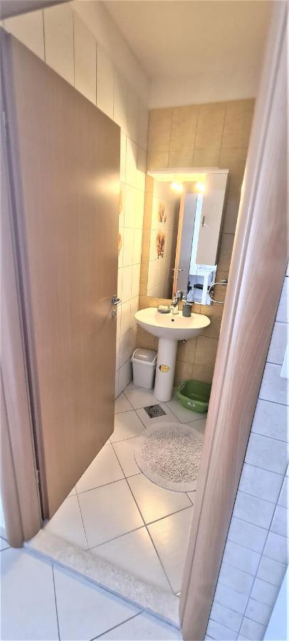 Apartman Scotti คาชเตลา ภายนอก รูปภาพ