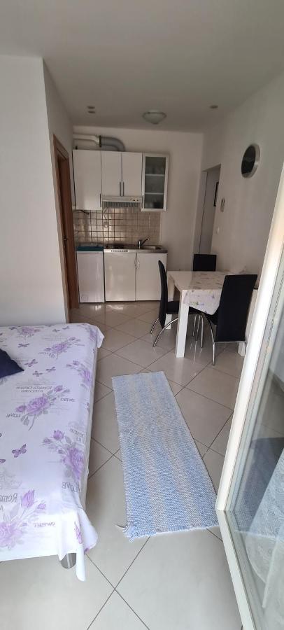 Apartman Scotti คาชเตลา ภายนอก รูปภาพ