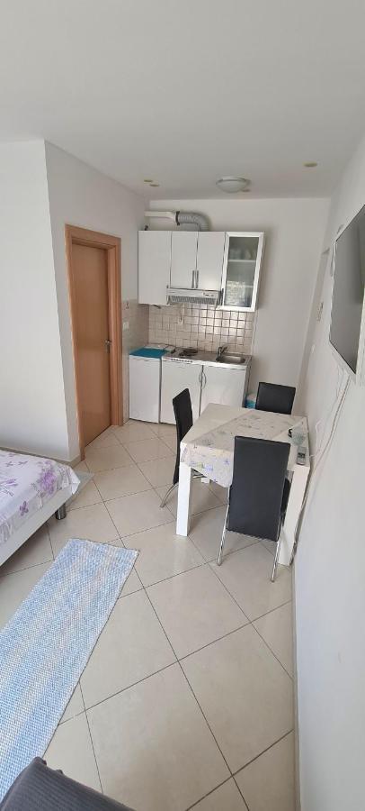 Apartman Scotti คาชเตลา ภายนอก รูปภาพ