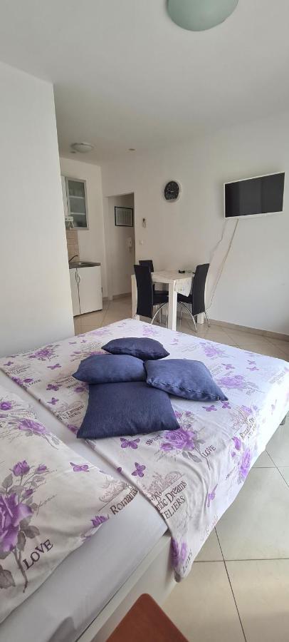 Apartman Scotti คาชเตลา ภายนอก รูปภาพ