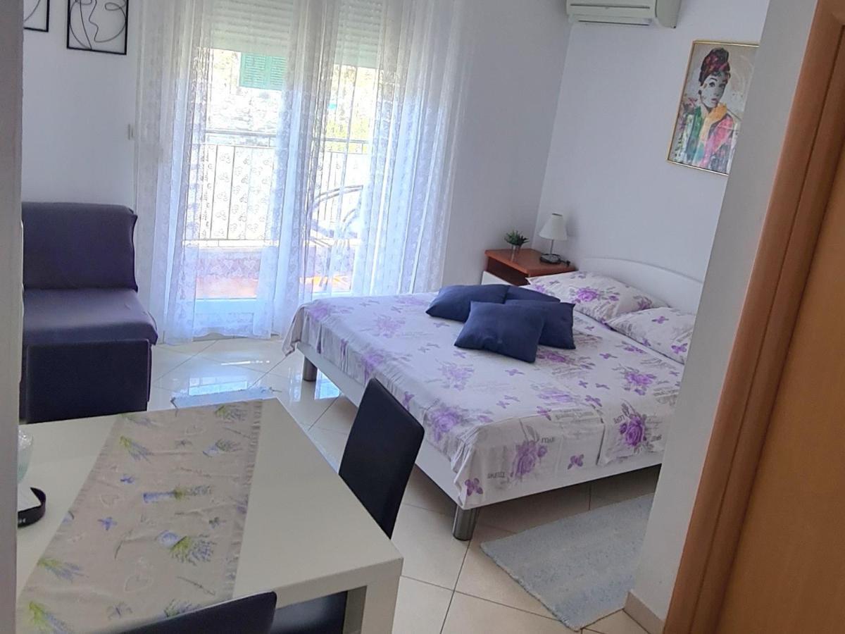 Apartman Scotti คาชเตลา ภายนอก รูปภาพ